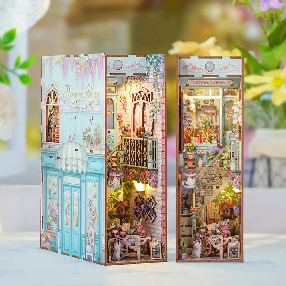 DIY Book Nook: Flower Shop