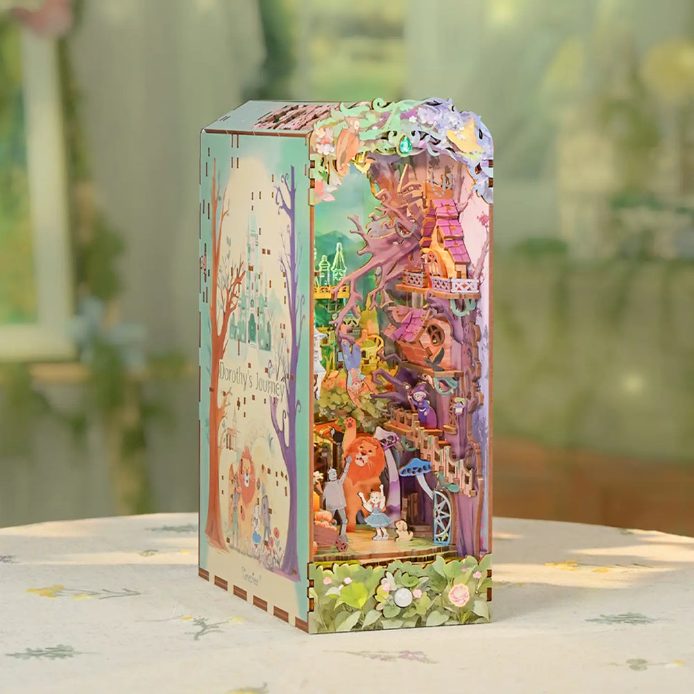 DIY Book Nook: Dorothy's Journey